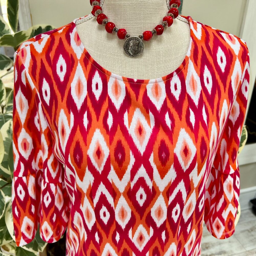 FIRM PRICE!  Beautiful Jones New York Signature Pullover Top with Bell Sleeve - Picture 2 of 9